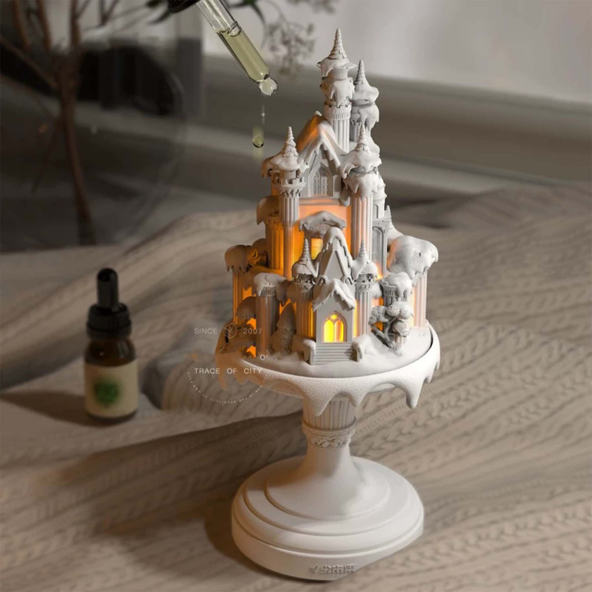 Fairy Tale Town Plaster Touch Aromatherapy Lamp Bedside Bedside Atmosphere Essential Oil Diffusing Night Light Ornament Gift